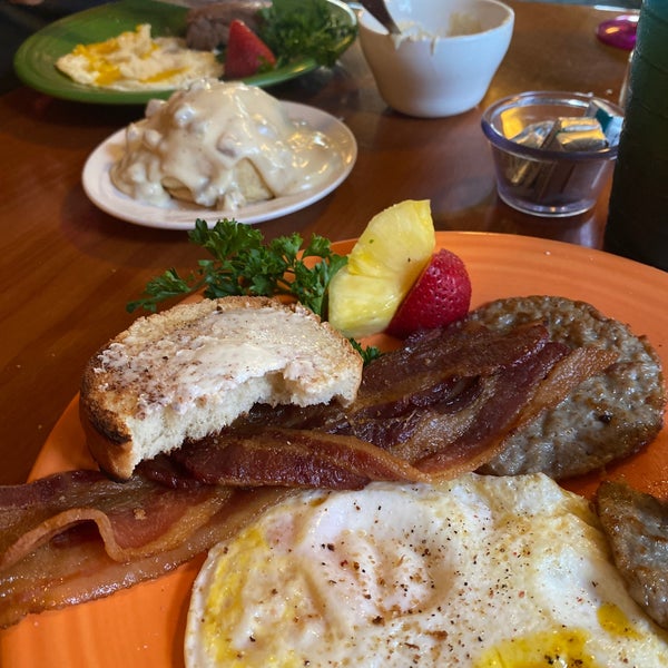 Simply Delicious Cafe & Bakery Breakfast Spot in Cocoa Beach