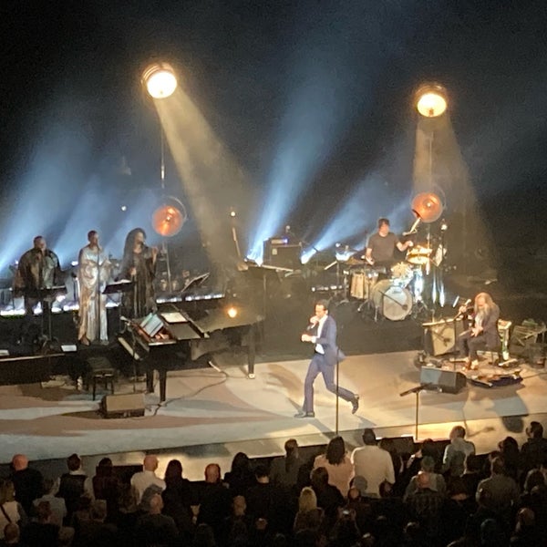 Снимок сделан в Auditorium Theatre пользователем CW 3/21/2022