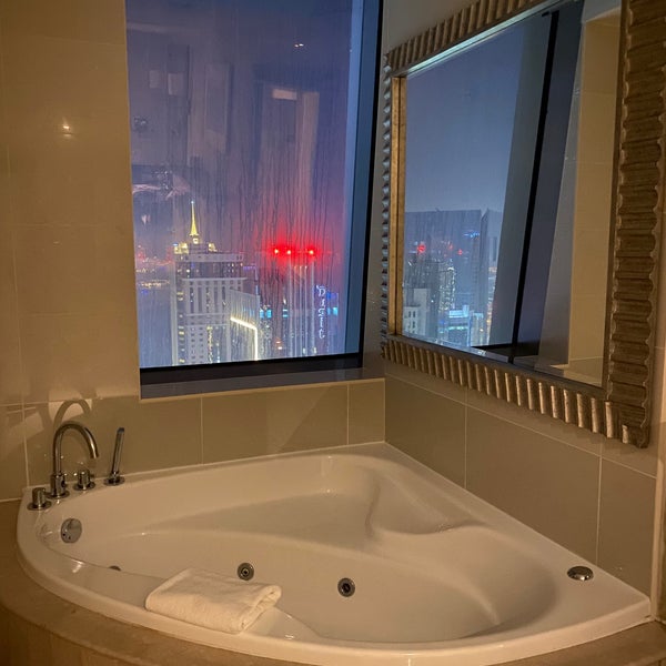 Foto diambil di Marriott Marquis City Center Doha Hotel oleh Melisa C. pada 12/11/2023