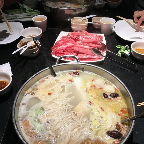 Photo taken at Happy Lamb Hot Pot, Bellevue by Find M. on 6/21/2016