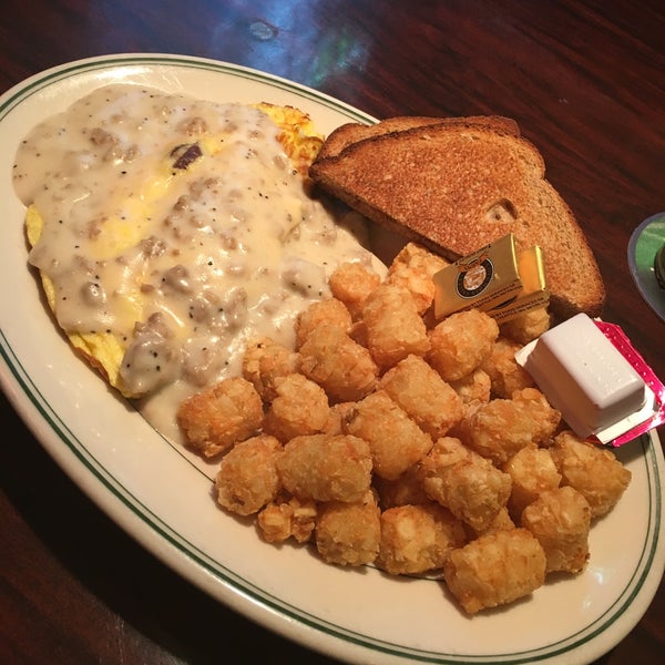 Lucky 7 Sports Bar & Restaurant Bar in Kirkland