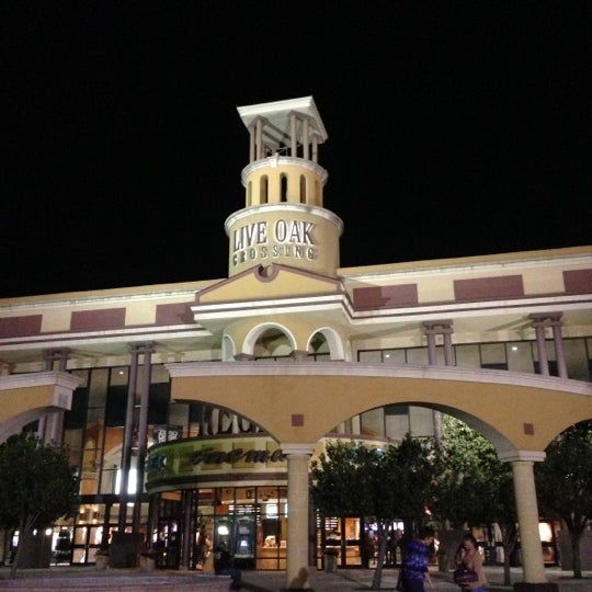 Regal Live Oak & RPX Sinema
