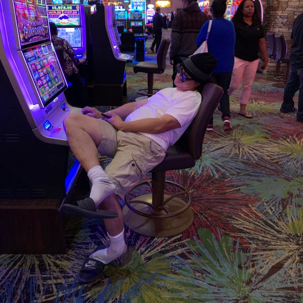 Foto diambil di Thunder Valley Casino Resort oleh dmackdaddy pada 5/5/2019