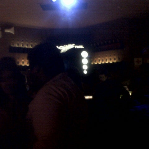 12/30/2012にYessica S.がOm Bar Loungeで撮った写真