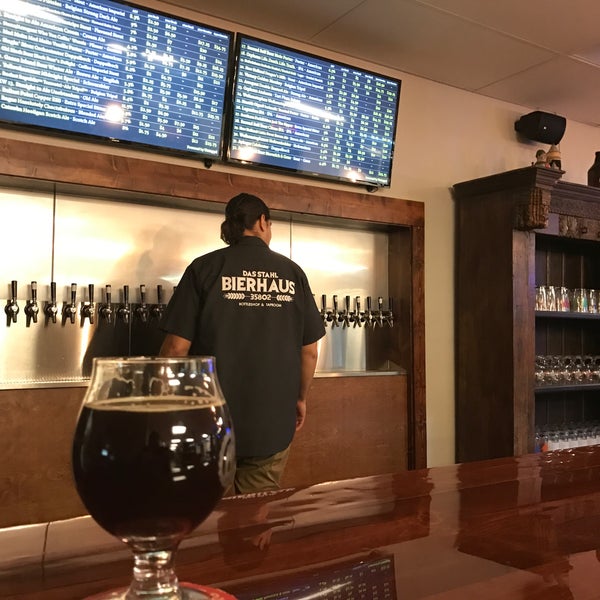 Das Stahl Bierhaus Beer Bar in Huntsville