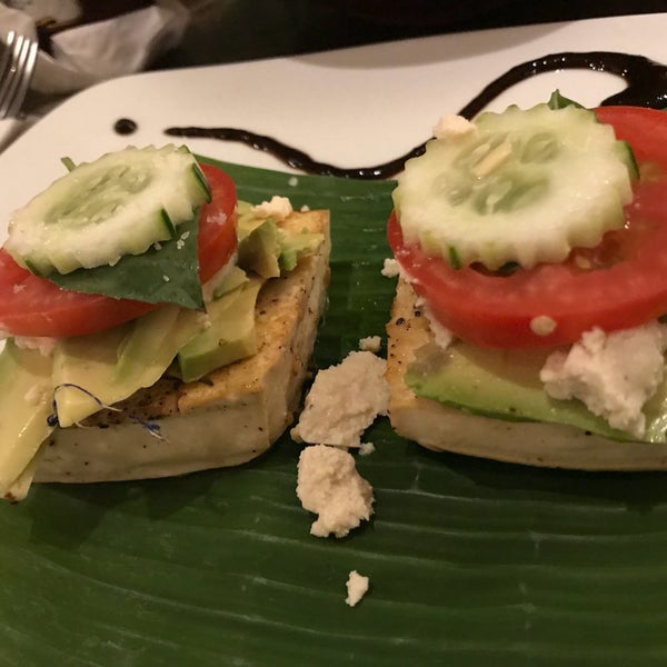 The avocado sandwich is divine. There is no bread actually they used avocado instead. The vegan feta cheese is amazing and the couscous salad was very tasty. The desserts are hit and miss. Recommended