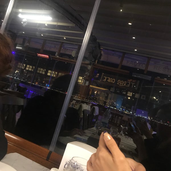 Foto scattata a Façyo Restaurant da Gökçe C. il 10/12/2019