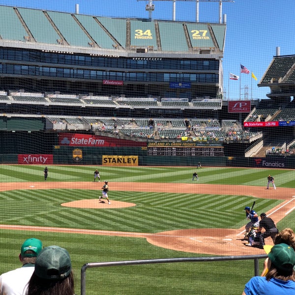 Снимок сделан в Oakland-Alameda County Coliseum пользователем Carena 6/10/2018