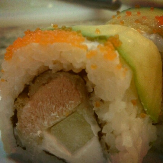 Foto scattata a Tokyo Sushi Mid da Juliana C. il 4/16/2013