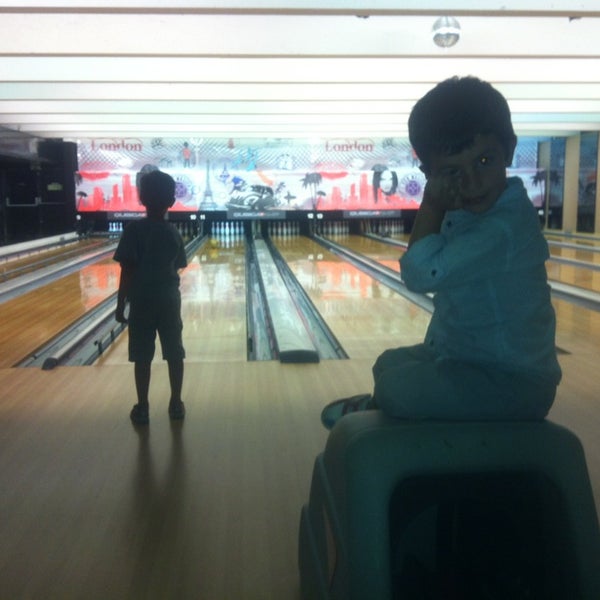 Bowling Mériadeck Bowling Alley in Saint Bruno Saint Victor