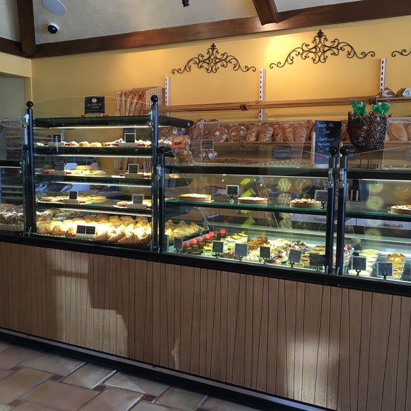 Кафе кондитерская la petite Boulangerie