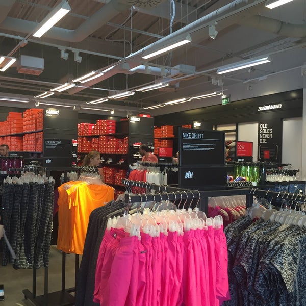 Nike Factory Store - Praha-Šterboholy 