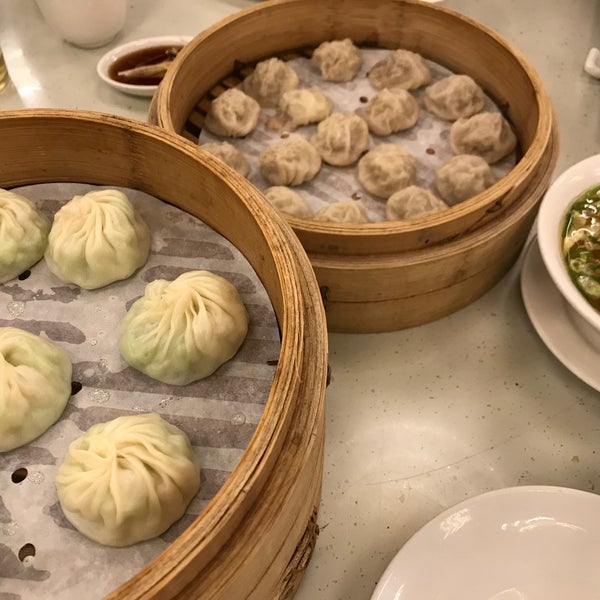 Photos At 金品茶樓 Dim Sum Restaurant In Zhōngshan Qu