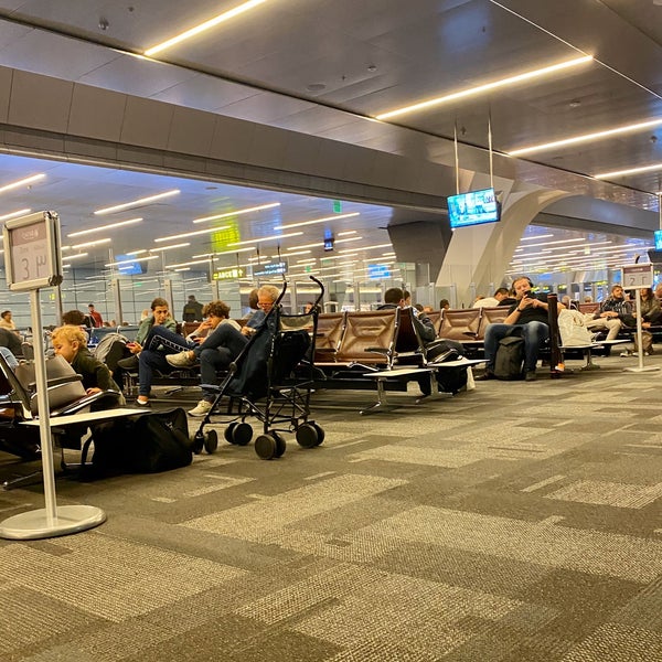 Gate D1 Airport Gate in Doha