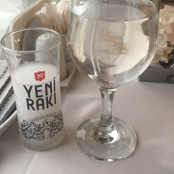 รูปภาพถ่ายที่ HT Manş-Et Restaurant โดย Nes เมื่อ 4/8/2017