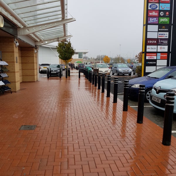 Cardiff Bay Retail Park Grangetown 2 tips de 227 visitantes