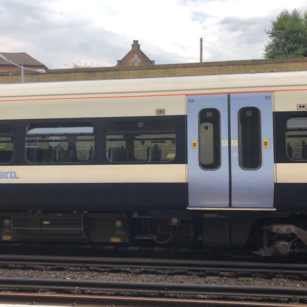 Clock House Railway Station (CLK) Beckenham Rd