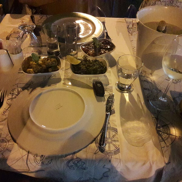 8/17/2017에 Tülay B.님이 Kandil Restaurant Şafak Usta&#39;nın Yeri에서 찍은 사진