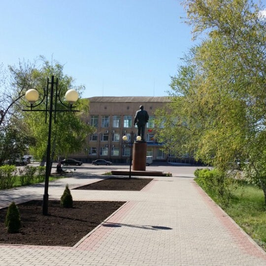 Станция метро сенная площадь санкт-петербург. Дворцовая площадь адмиралтейство. Резиденция пушкинская площадь. Площадь ст. Краснодар станица динская.