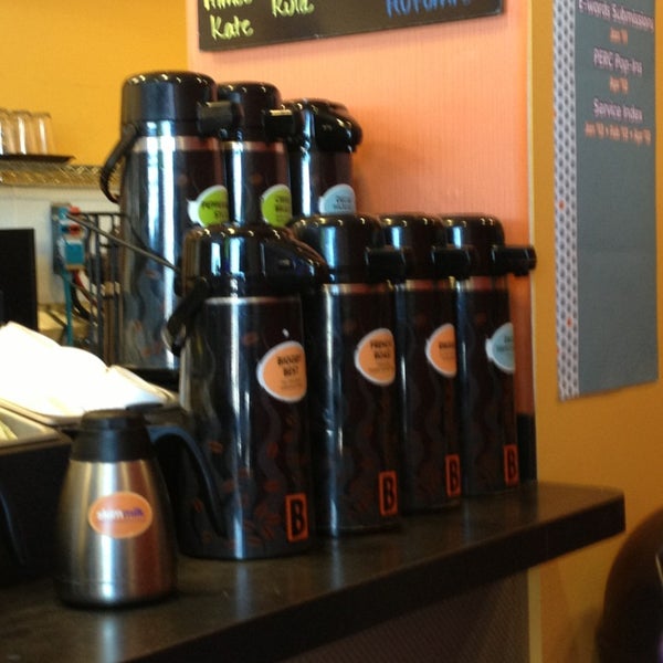 Photo taken at BIGGBY COFFEE by Amy M. on 12/27/2012