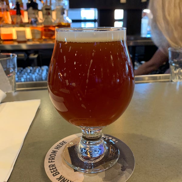 Foto tirada no(a) Scottsdale Beer Company por Mike H. em 8/19/2019