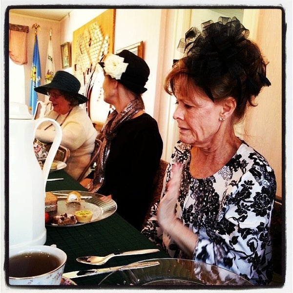 Cann Memorial Gardens Garden in Ponca City