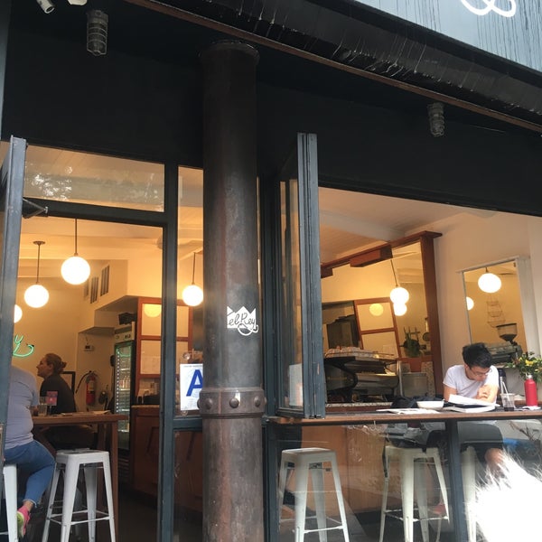 10/8/2017에 Beth M.님이 El Rey Coffee Bar &amp; Luncheonette에서 찍은 사진