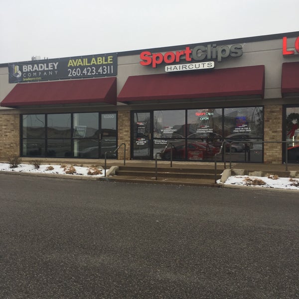 SportClips Haircuts 10250 Coldwater Rd