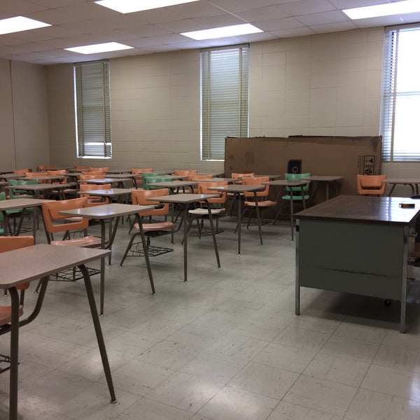 Maxim Doucet Hall Lafayette, LA