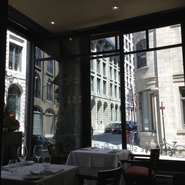 Foto diambil di Verses Restaurant oleh Jean-Michel G. pada 7/25/2013