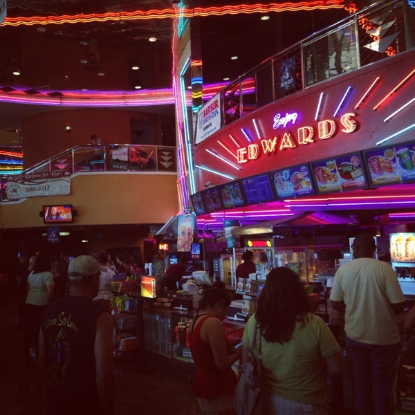 Regal Edwards Bakersfield 9000G Ming Avenue