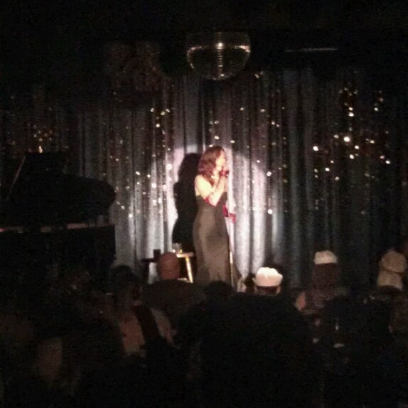 7/26/2013에 Janelle V.님이 Lannie&#39;s Clocktower Cabaret에서 찍은 사진
