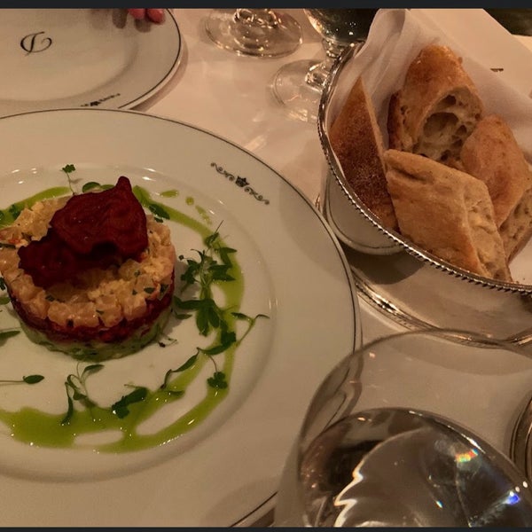 Photo taken at The Delaunay by A Alajlan on 1/1/2022
