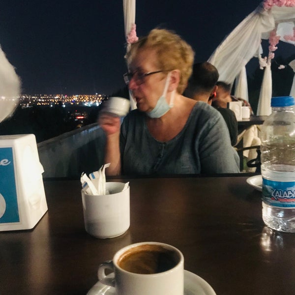 Foto diambil di Şelale Park Cafe &amp; Restaurant oleh İpek T. pada 8/29/2021