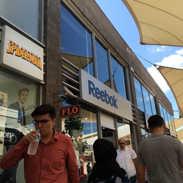 Photos At Reebok Sporting Goods Shop In Istanbul