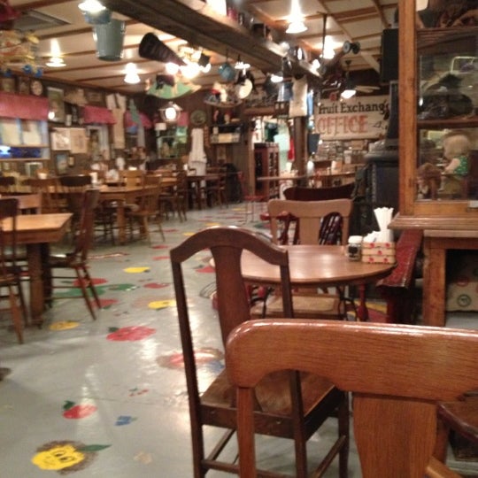 Crane's Pie Pantry Restaurant 21 tips