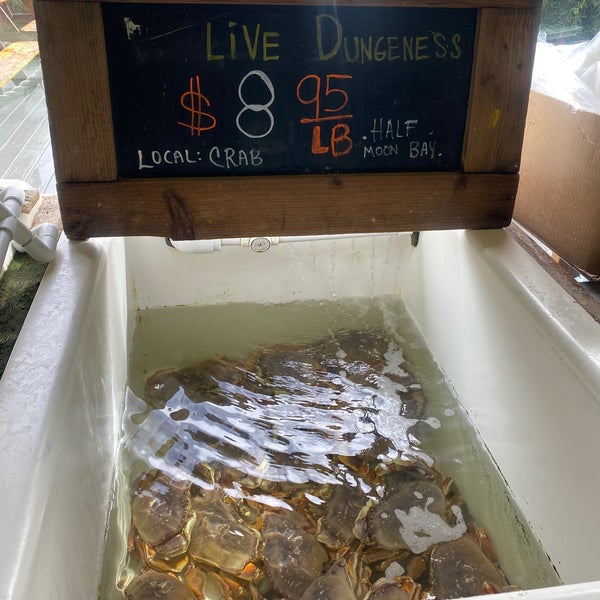 Das Foto wurde bei New England Lobster Market &amp; Eatery von A T. am 3/1/2024 aufgenommen