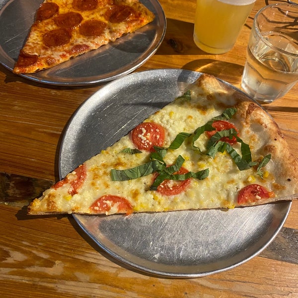 Pizza Delicious Bywater 617 Piety St