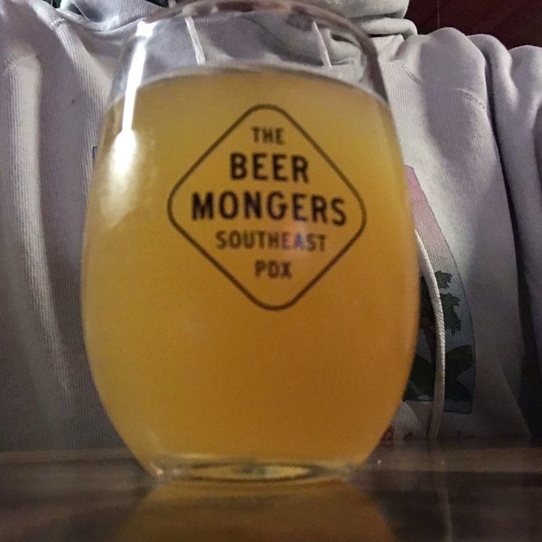 Foto tomada en The BeerMongers  por Bill A. el 8/3/2022