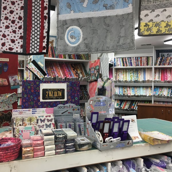 Eddie's Quilting Bee Heritage District 10 tips