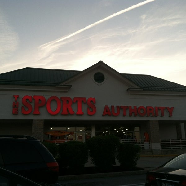 Sports Authority (Now Closed) Southeast Nashua Nashua, NH