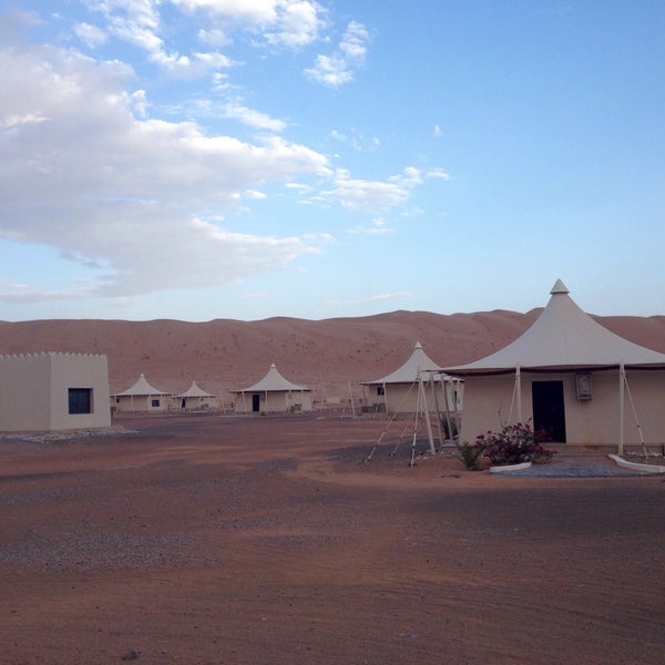 Foto scattata a Desert Nights Camp Al Wasil da Faith F. il 9/6/2015