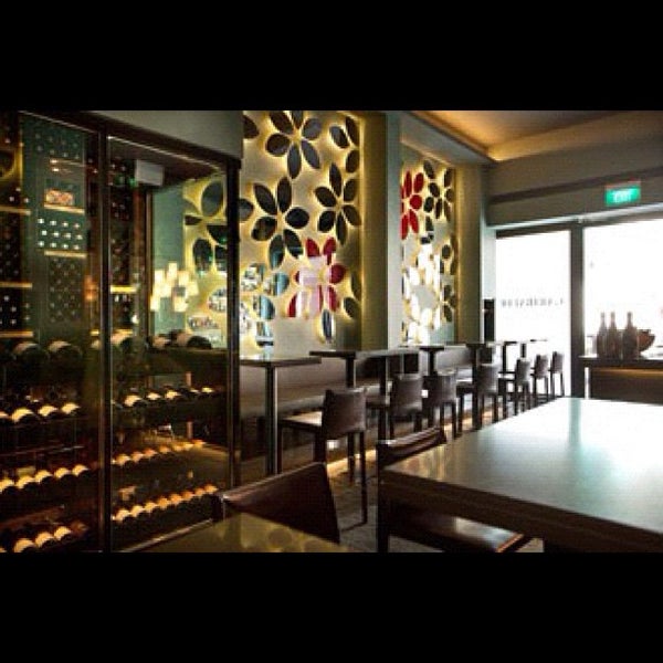 Garibaldi Italian Restaurant & Bar Downtown Core 35 tips from 1048