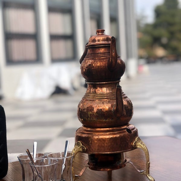 Das Foto wurde bei Kasr-ı Ala Restaurant von Glcn G. am 12/22/2019 aufgenommen