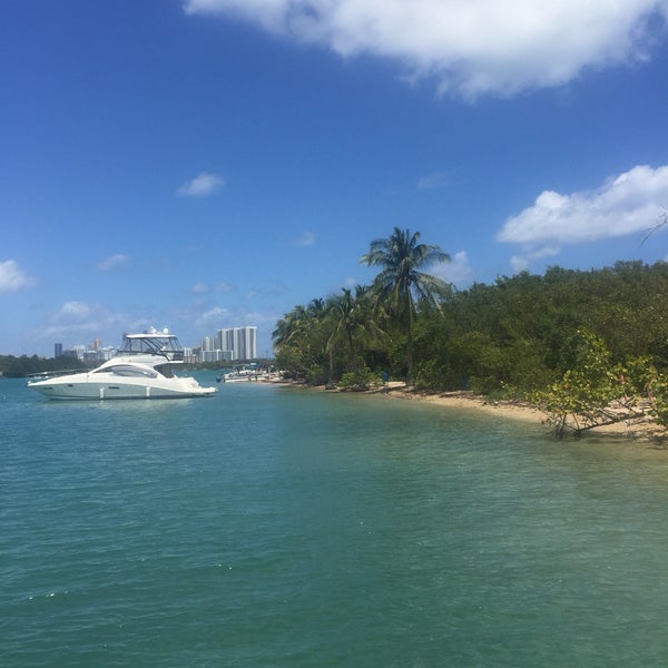 Photos at Beer Can Island 4 tips from 202 visitors