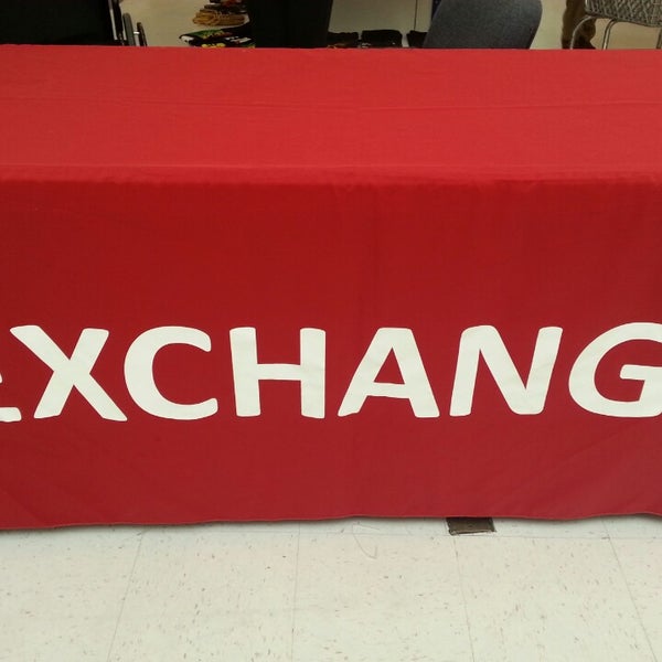 luke air force base exchange hours
