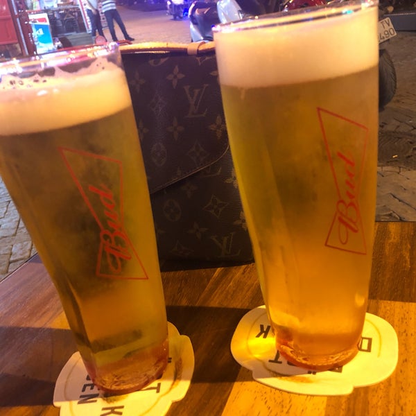 Foto tirada no(a) Beer Plus por Burak K. em 8/21/2019