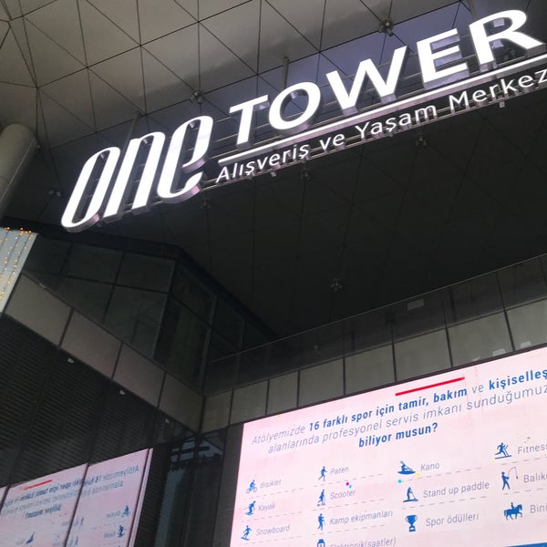 Foto diambil di One Tower oleh Can_o ❤️🇹🇷 pada 11/20/2021