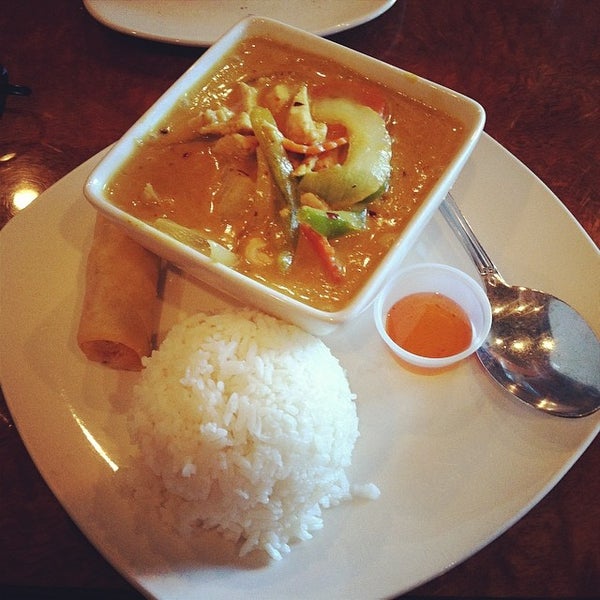 Photo prise au Thai Chili par Derek W. le4/28/2014