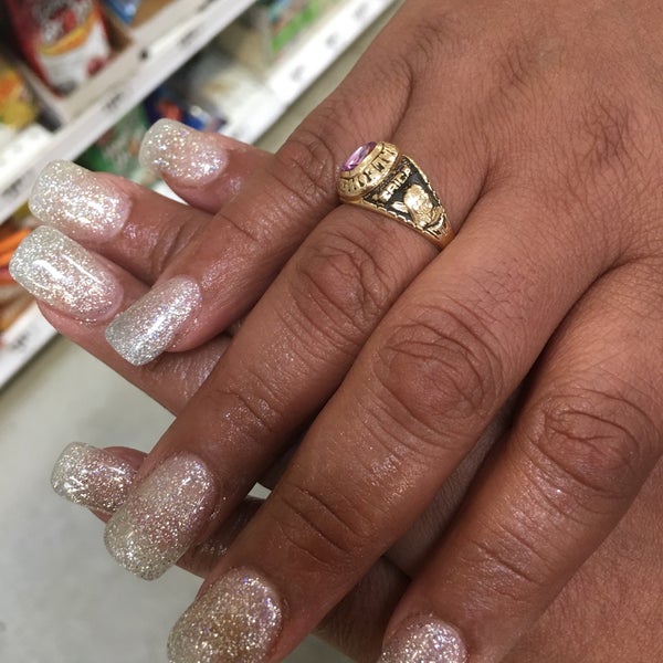 Wynn Nails Harlandale 2 tips